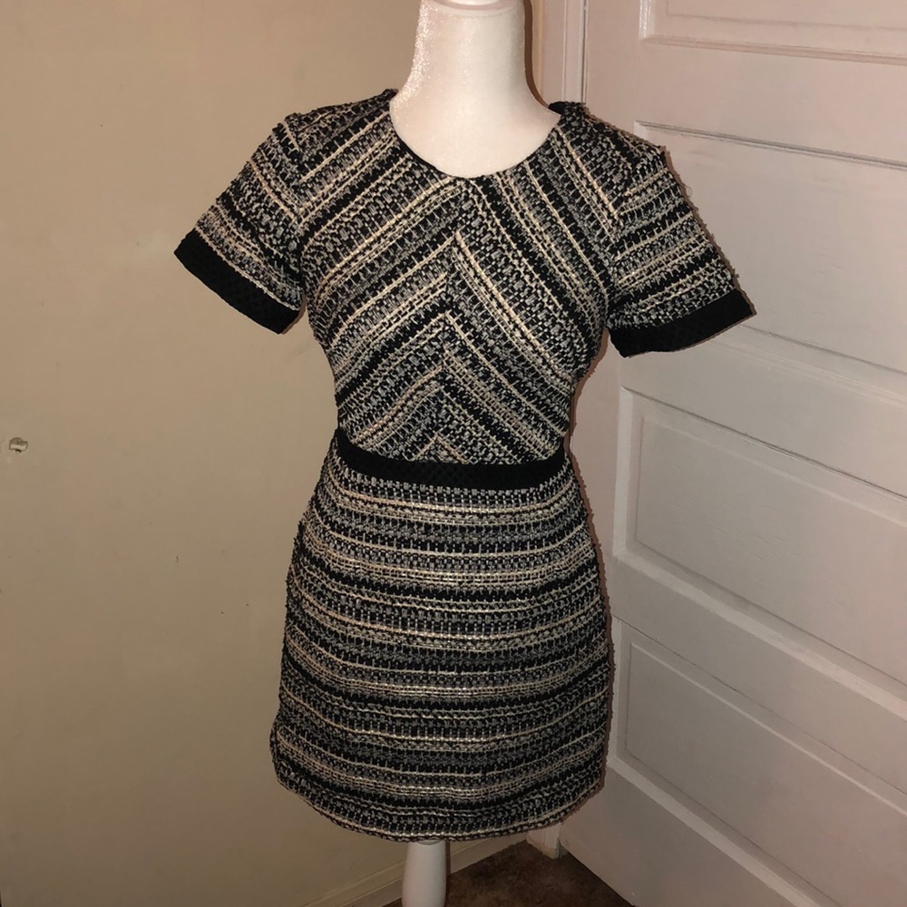 🆕 H&M Tweed Dress - Picture 2 of 9